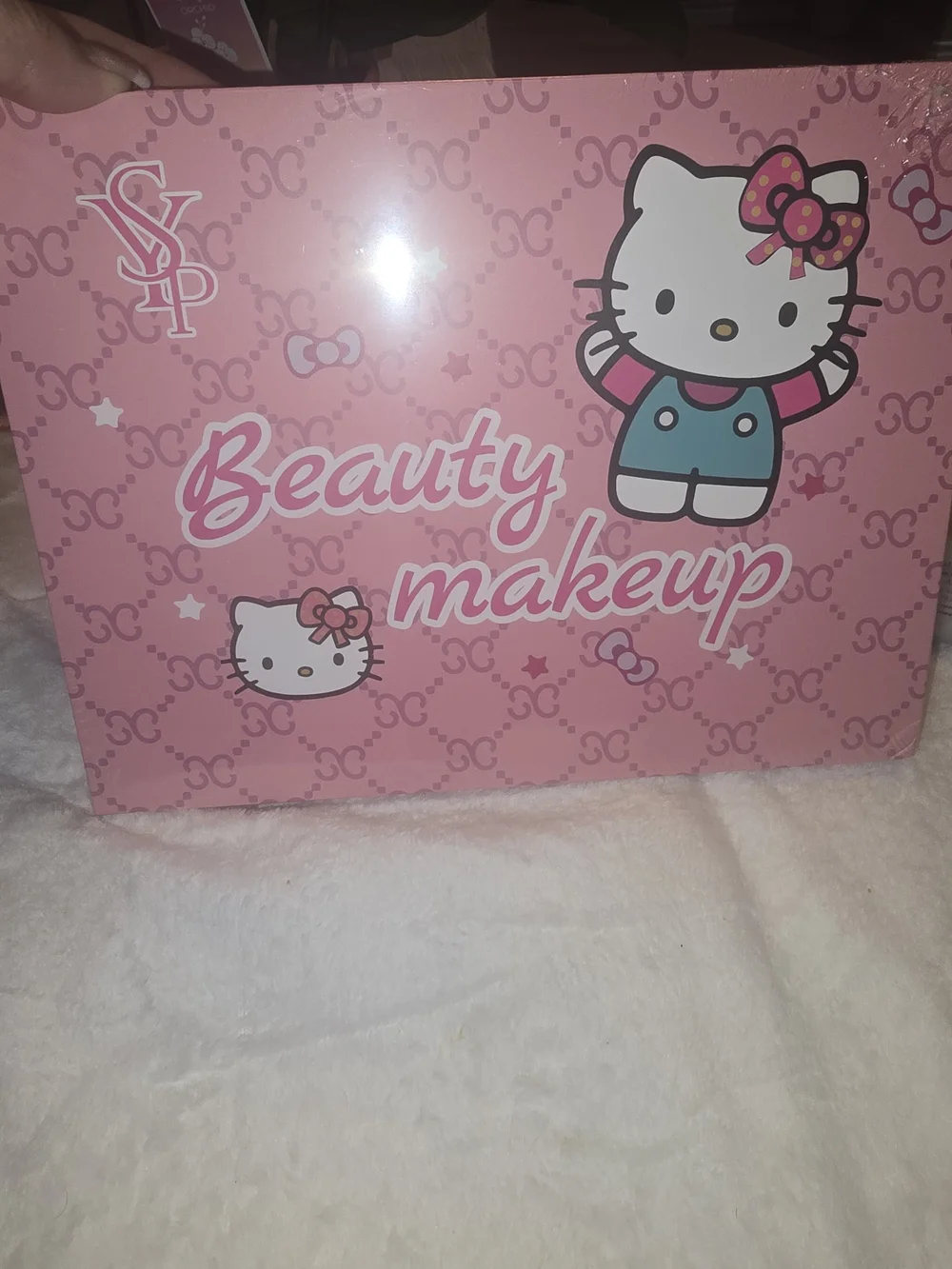 Ultimate Sanrio Hello Kitty Skincare & Makeup Bundle - 8pc Gift Set